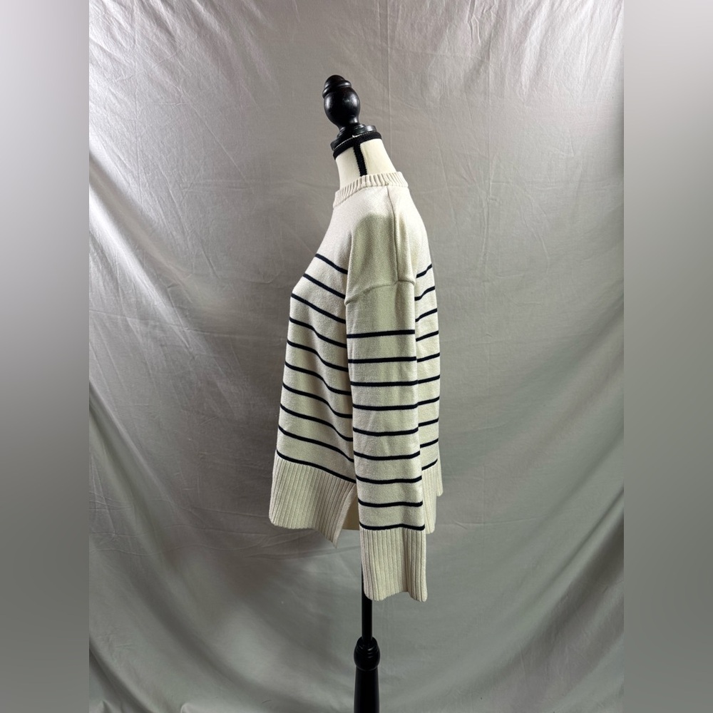 Zara Heavy Knit Striped Sweater NWOT - Picture 3 of 4